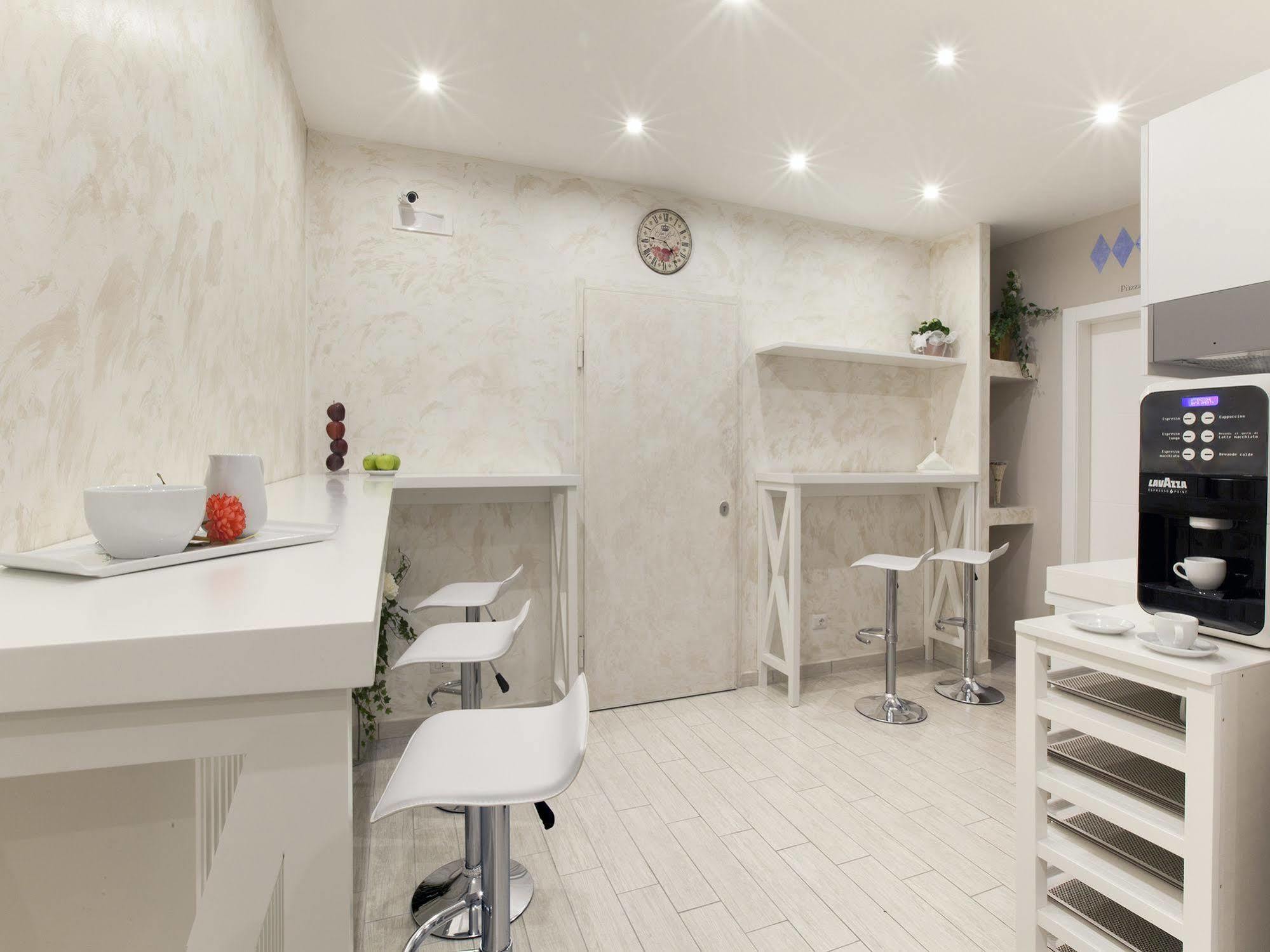 Le Quattro Piazze Bed & Breakfast Sorrento Bagian luar foto
